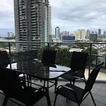 Three-Bedroom Apartment With Amazing View Near Surfers Paradise