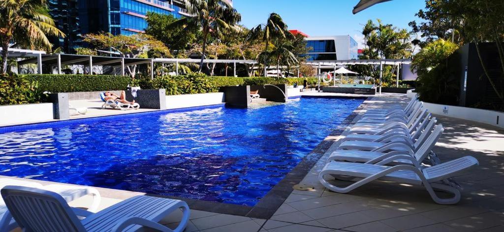 Apartment Three-bedroom With Amazing View Near Surfers Paradise Gold Coast